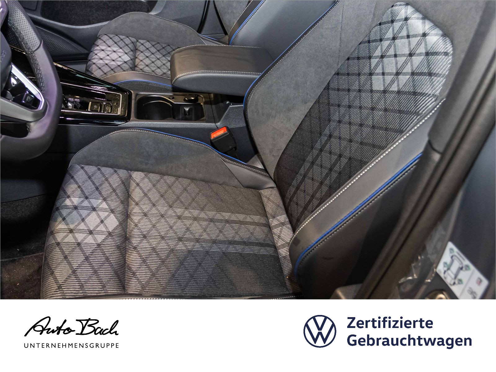 Volkswagen Golf Variant R-Line 2.0TDI DSG Navi LED HuD ACC AHK