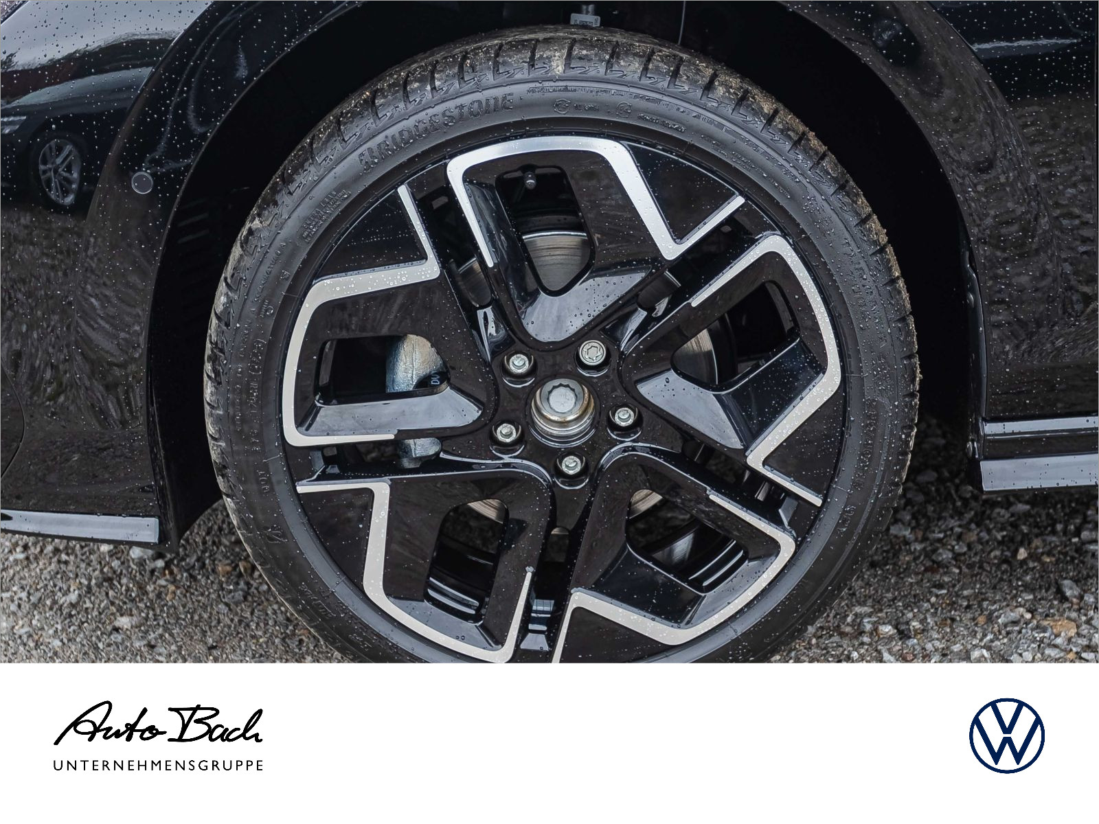 Volkswagen Golf R-Line 1,5 l eTSI OPF 110 kW (150 P S) 7-Gang-Doppelkupplungsgetriebe DSG