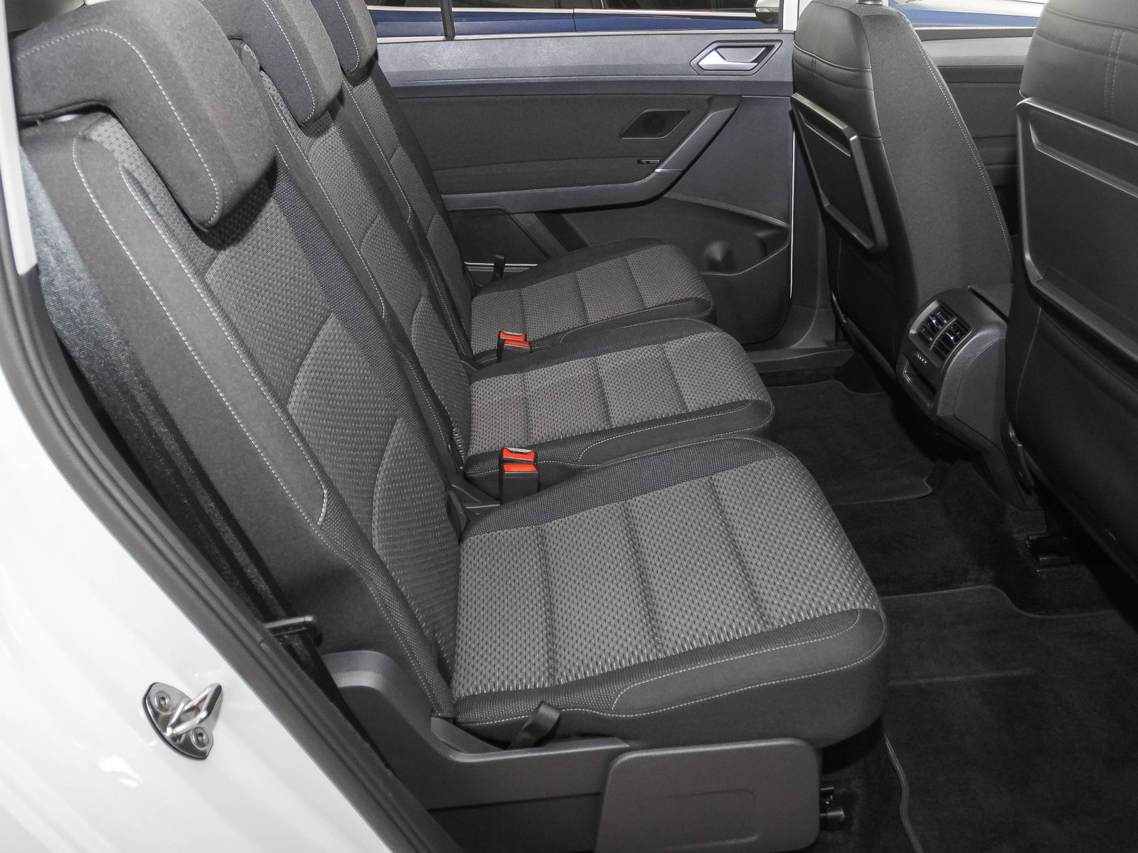 Volkswagen Touran Comfortline 1.5TSI DSG Navi LED ACC EPH DAB