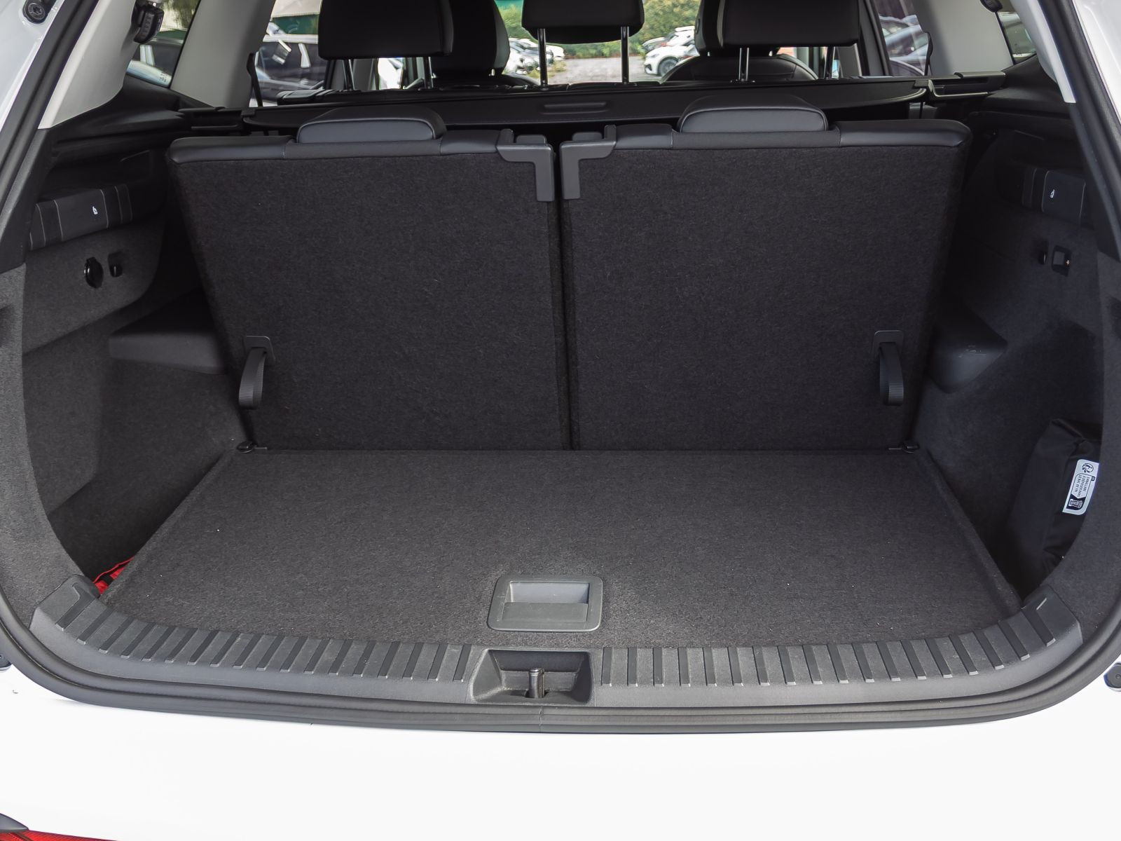 Volkswagen Tayron 2.0 TDI Elegance 4M DSG Navi LED ACC AHK