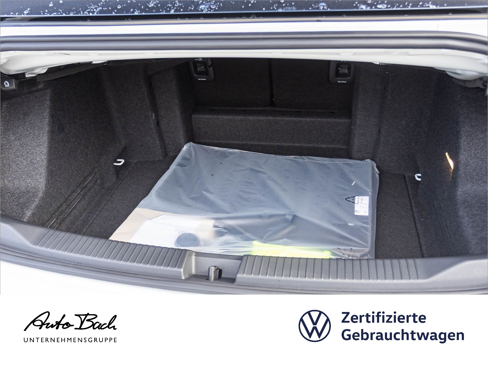 Volkswagen T-Roc Cabriolet R-Line 1.5TSI DSG Navi LED ACC EPH