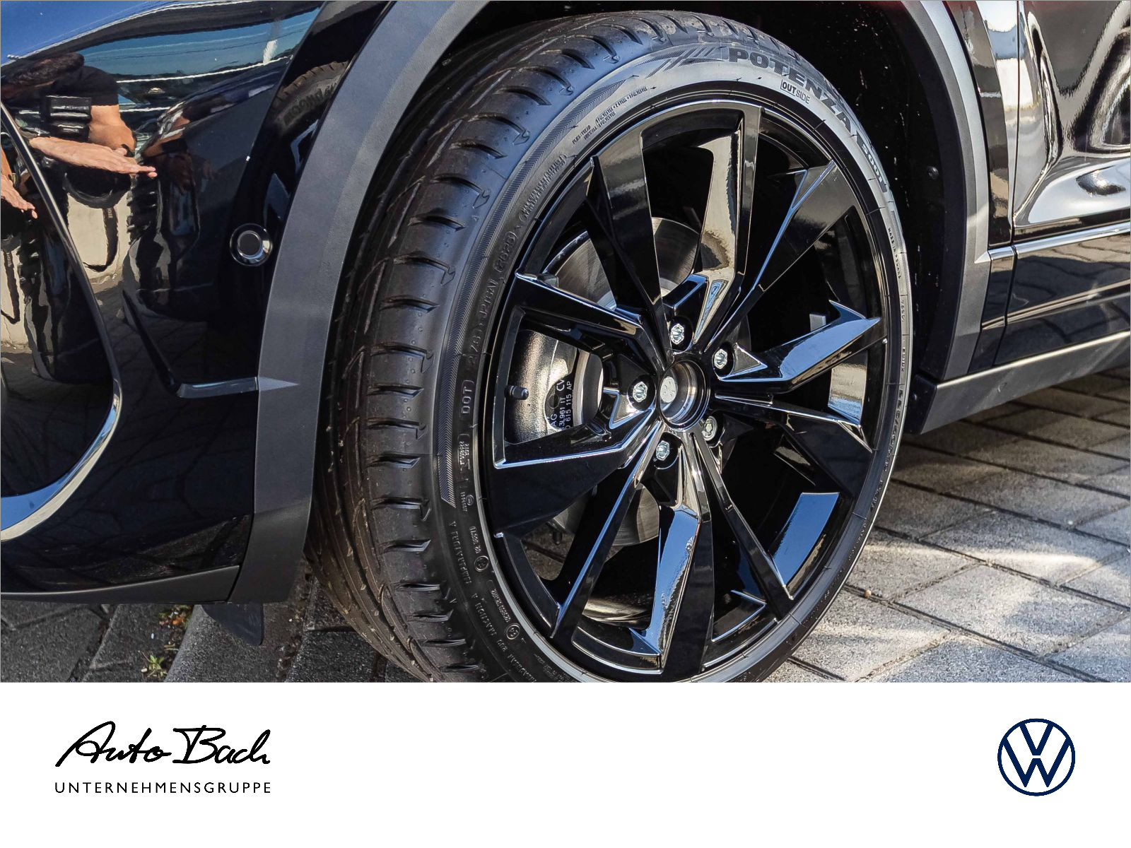 Volkswagen T-Roc Cabriolet R-Line 1.5 l TSI OPF 110 kW (150 PS) 7-Gang-Doppelkupplungsgetri ebe DSG