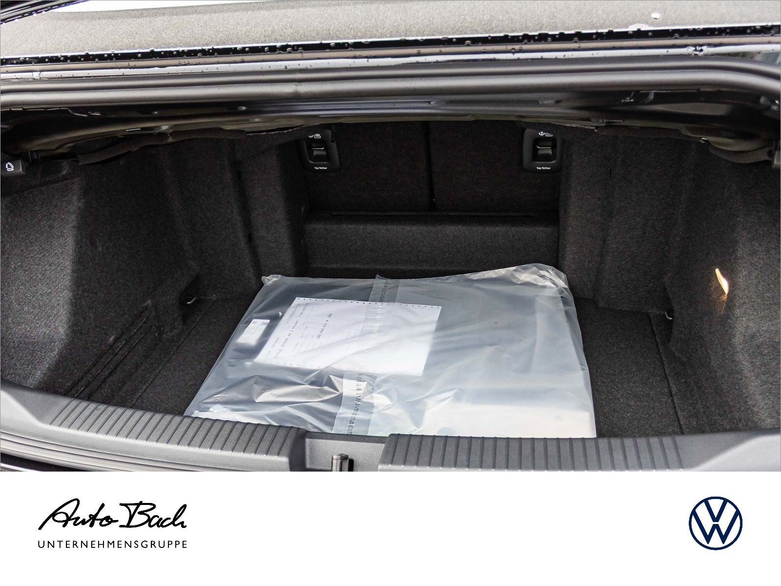 Volkswagen T-Roc Cabriolet R-Line 1.5 l TSI OPF 110 kW (150 PS) 7-Gang-Doppelkupplungsgetri ebe DSG