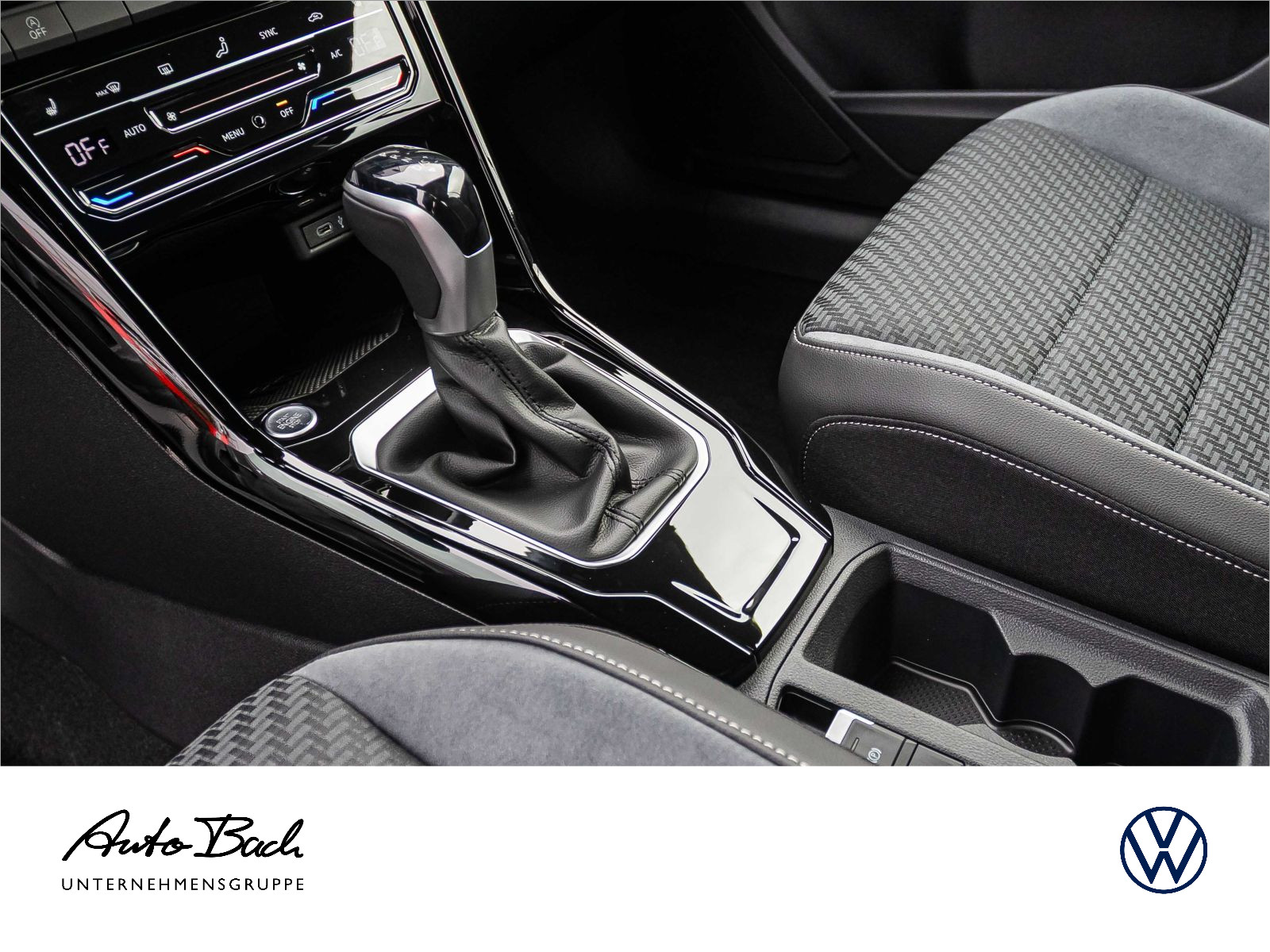 Volkswagen T-Roc Cabriolet R-Line 1.5 l TSI OPF 110 kW (150 PS) 7-Gang-Doppelkupplungsgetri ebe DSG