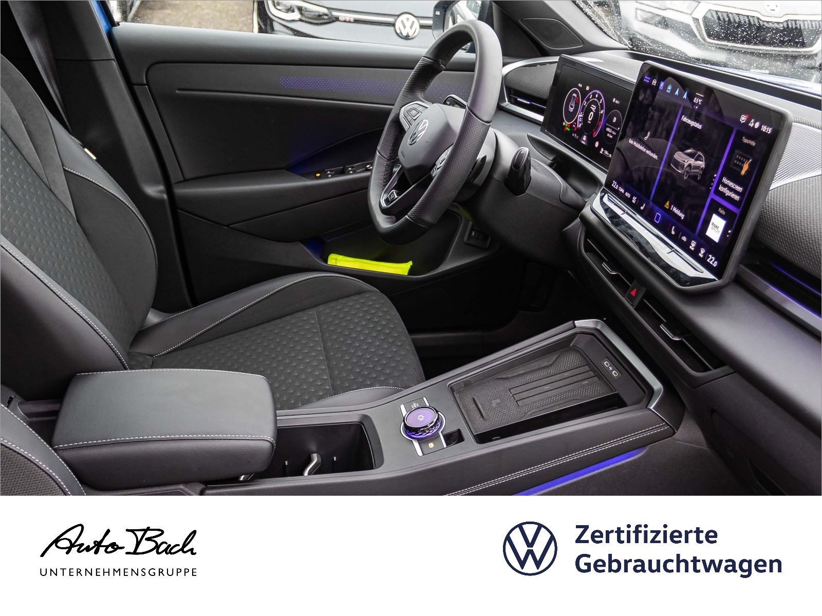 Volkswagen T-Roc 1.5 eTSI R-Line DSG Navi LED HuD CarPlay ACC