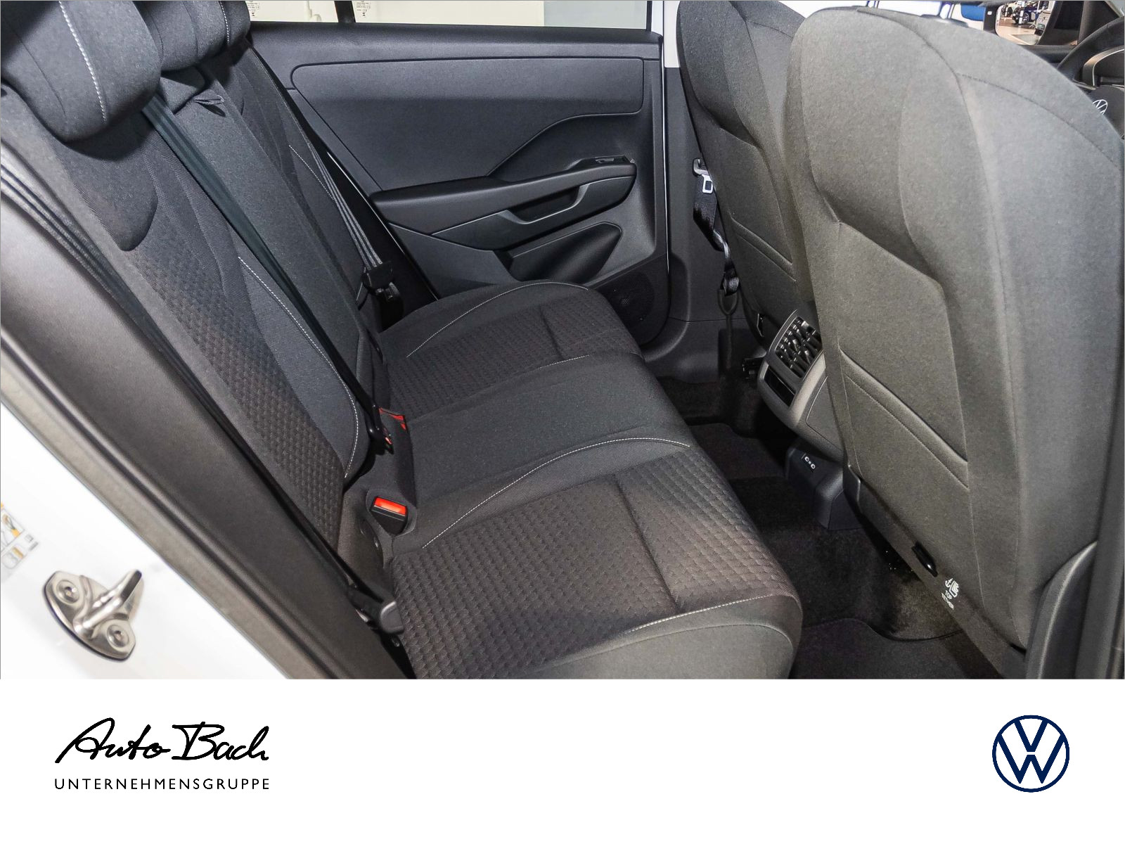 Volkswagen T-Roc Life 1.5 l eTSI OPF 110 kW (150 PS ) 7-Gang-Doppelkupplungsgetriebe DSG