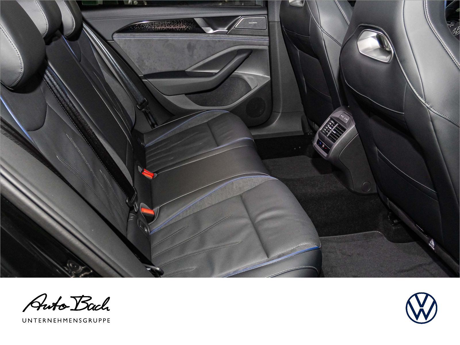 Volkswagen Passat R-Line 2,0 l TDI SCR 4MOTION 142 kW (193 PS) 7-Gang-Doppelkupplungsgetrie be DSG