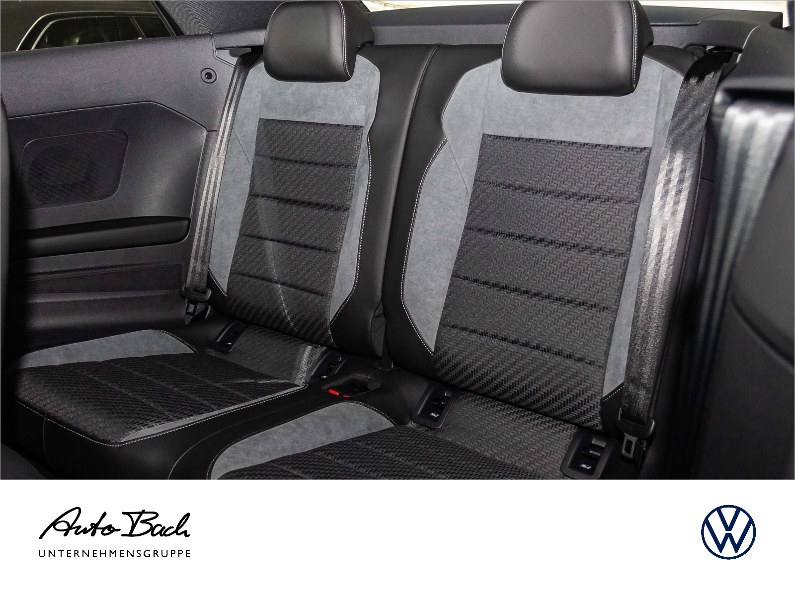 Volkswagen T-Roc Cabriolet R-Line 1.5 l TSI OPF 110 kW (150 PS) 7-Gang-Doppelkupplungsgetri ebe DSG