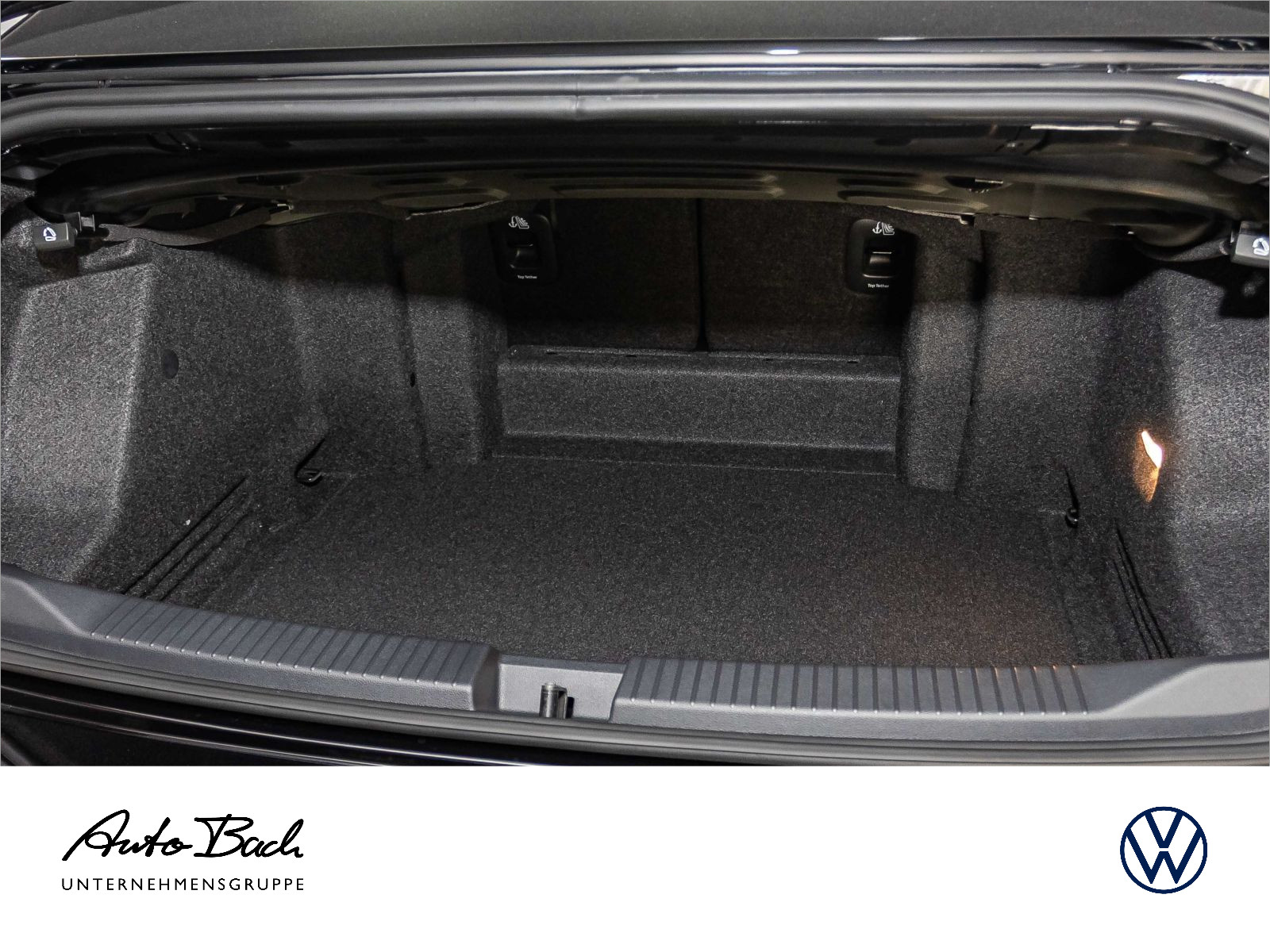 Volkswagen T-Roc Cabriolet R-Line 1.5 l TSI OPF 110 kW (150 PS) 7-Gang-Doppelkupplungsgetri ebe DSG