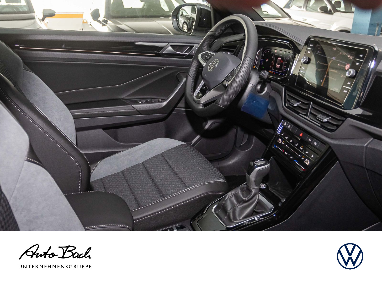 Volkswagen T-Roc Cabriolet R-Line 1.5 l TSI OPF 110 kW (150 PS) 7-Gang-Doppelkupplungsgetri ebe DSG