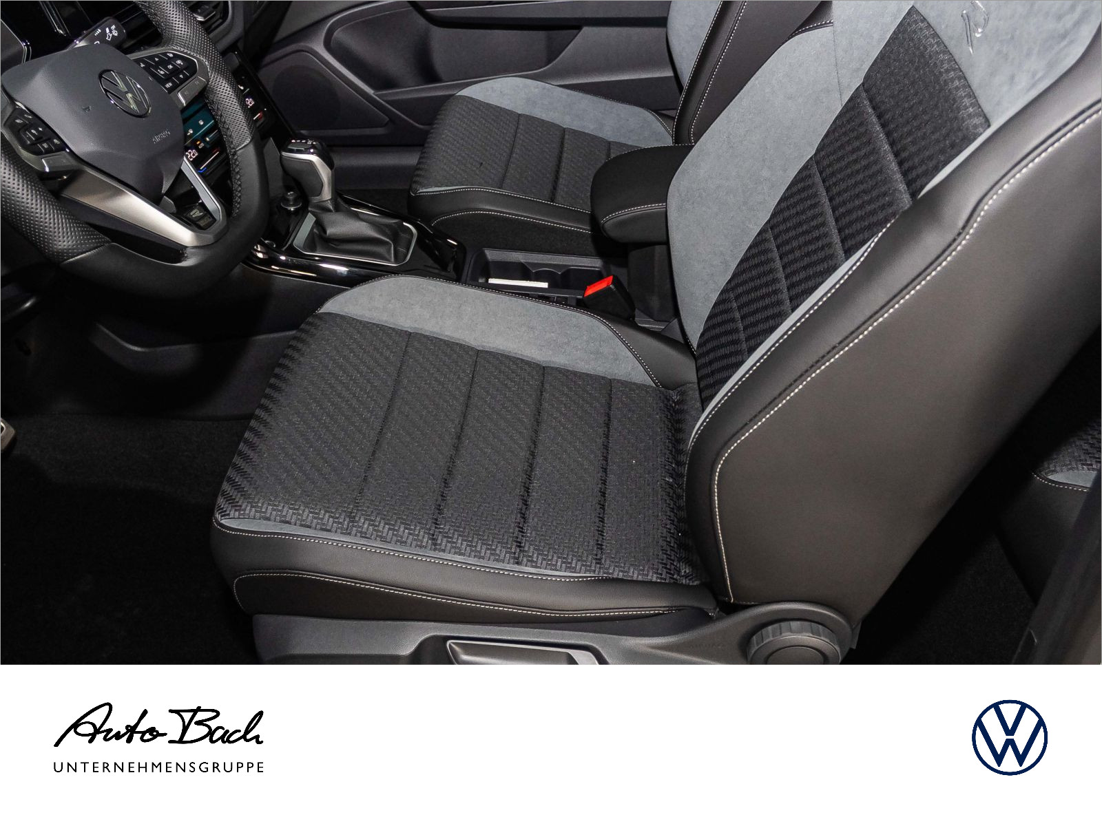 Volkswagen T-Roc Cabriolet R-Line 1.5 l TSI OPF 110 kW (150 PS) 7-Gang-Doppelkupplungsgetri ebe DSG