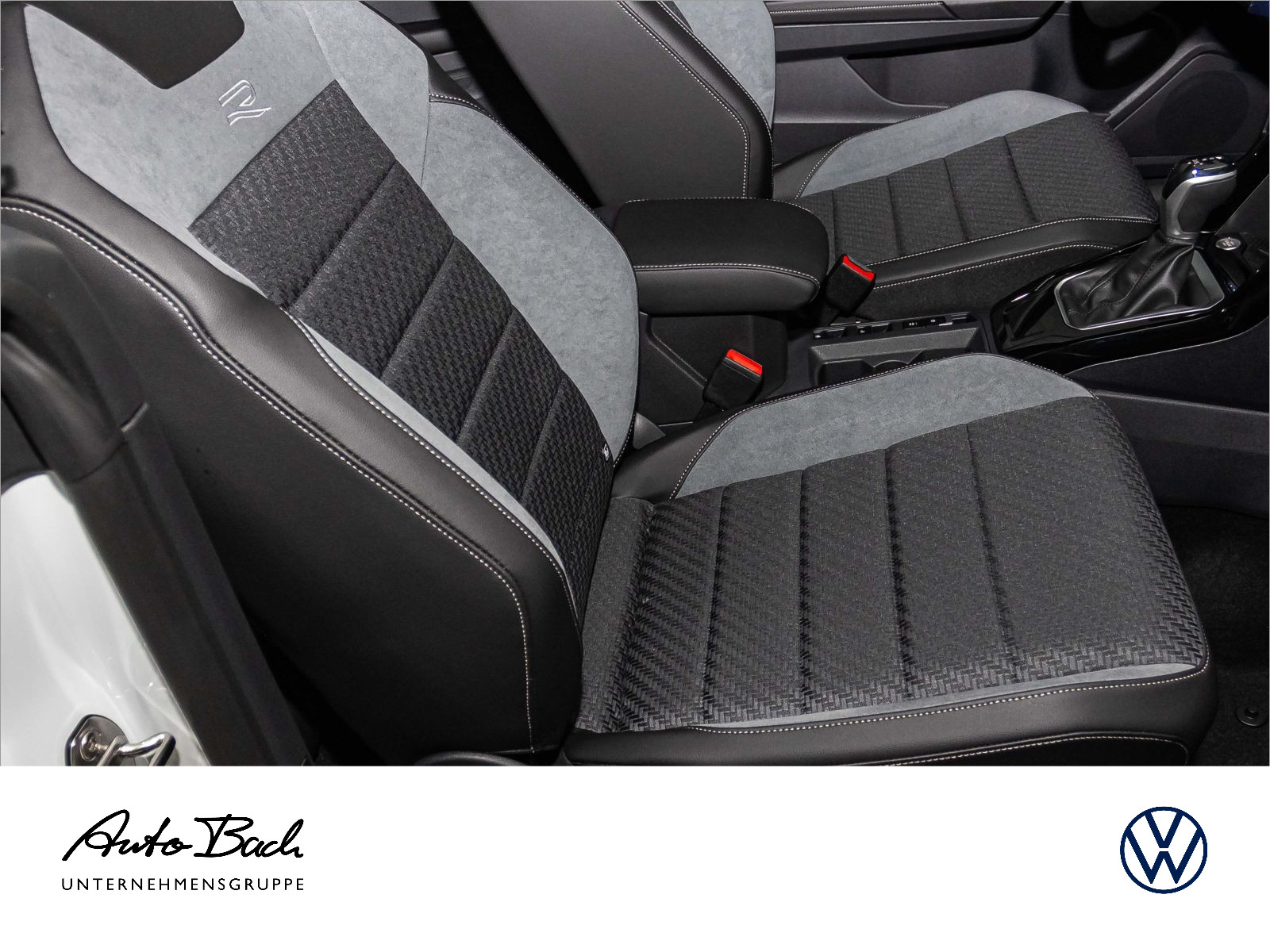 Volkswagen T-Roc Cabriolet R-Line 1.5 l TSI OPF 110 kW (150 PS) 7-Gang-Doppelkupplungsgetri ebe DSG