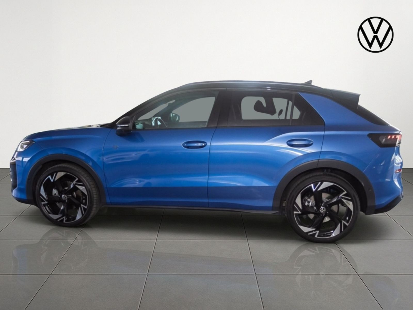 Volkswagen T-Roc R-Line 1.5 eTSI DSG Navi LED HuD ACC CarPlay
