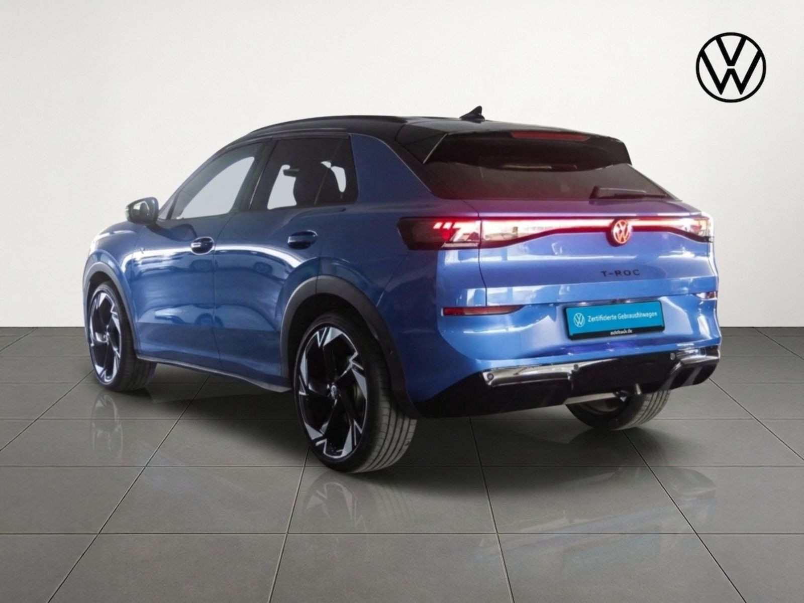 Volkswagen T-Roc R-Line 1.5 eTSI DSG Navi LED HuD ACC CarPlay