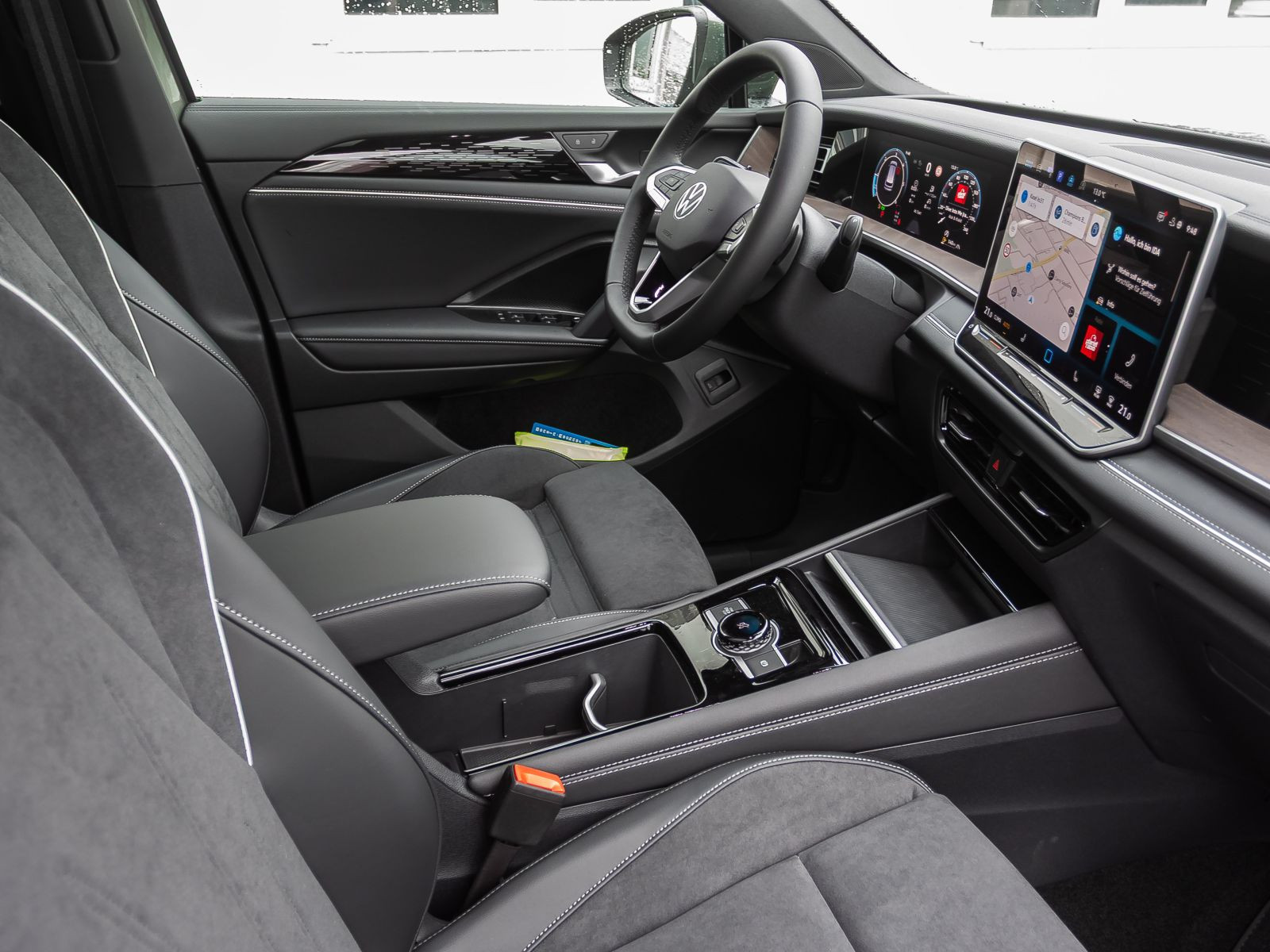 Volkswagen Tayron 2.0 TDI DSG Elegance, 7-Sitze, Navi, HD-LED-Matrix, AHK, Area View inkl. Rückfahrkamera