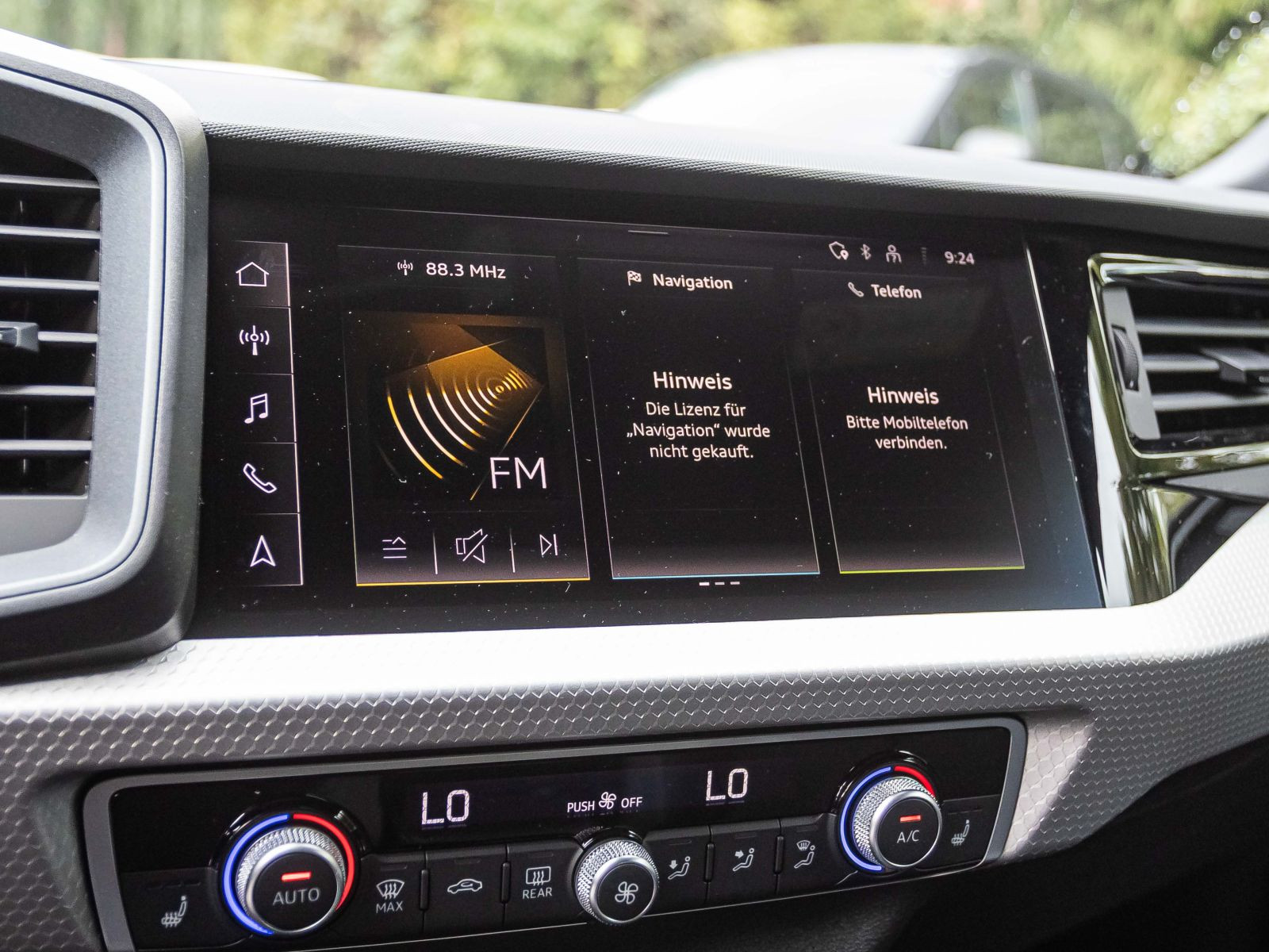 Audi A1 Sportback S line 25 TFSI 95PS S tronic PDC Dynamikpaket RFK  17"