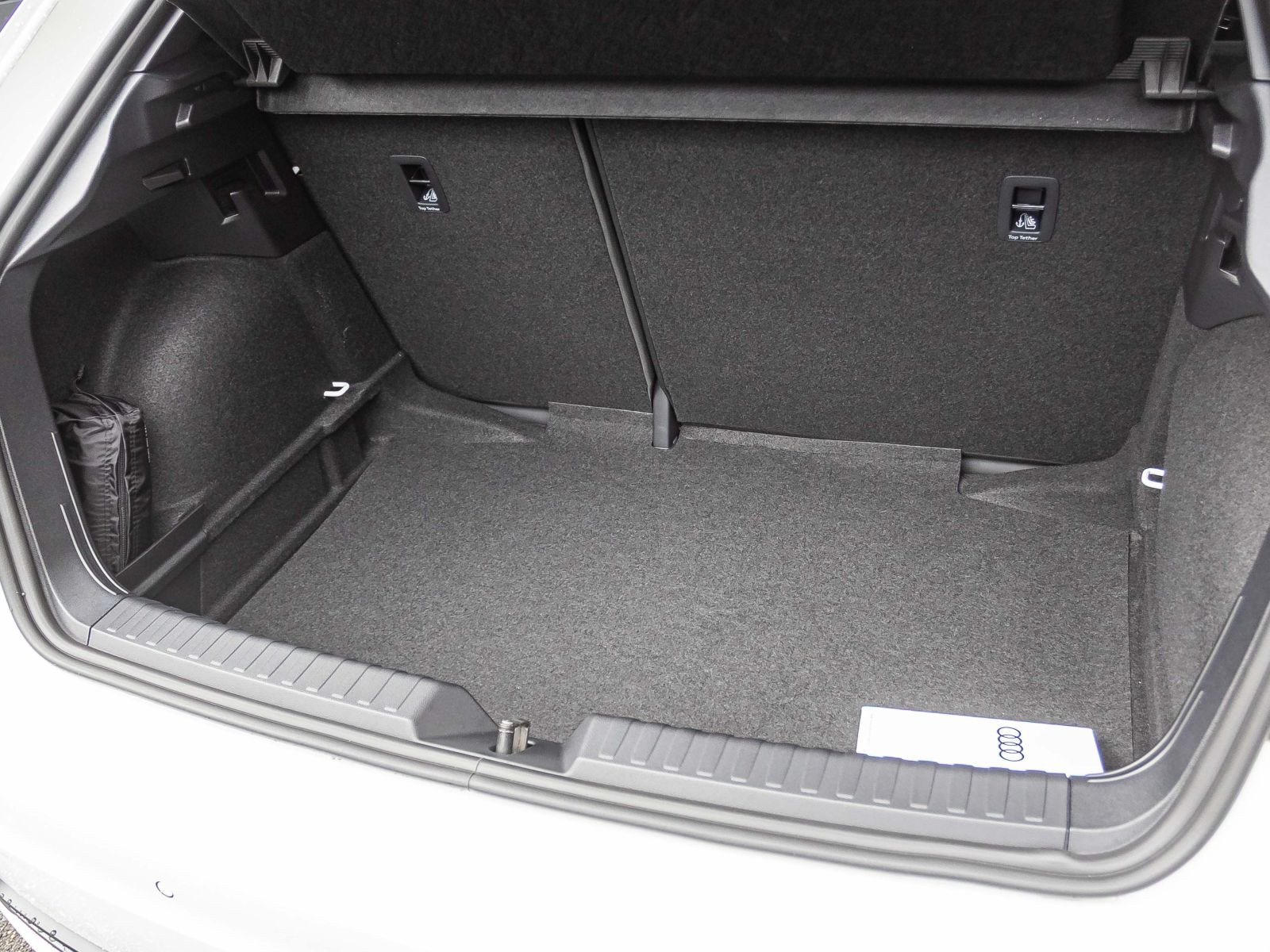 Audi A1 Sportback S line 25 TFSI 95PS S tronic PDC Dynamikpaket RFK  17"