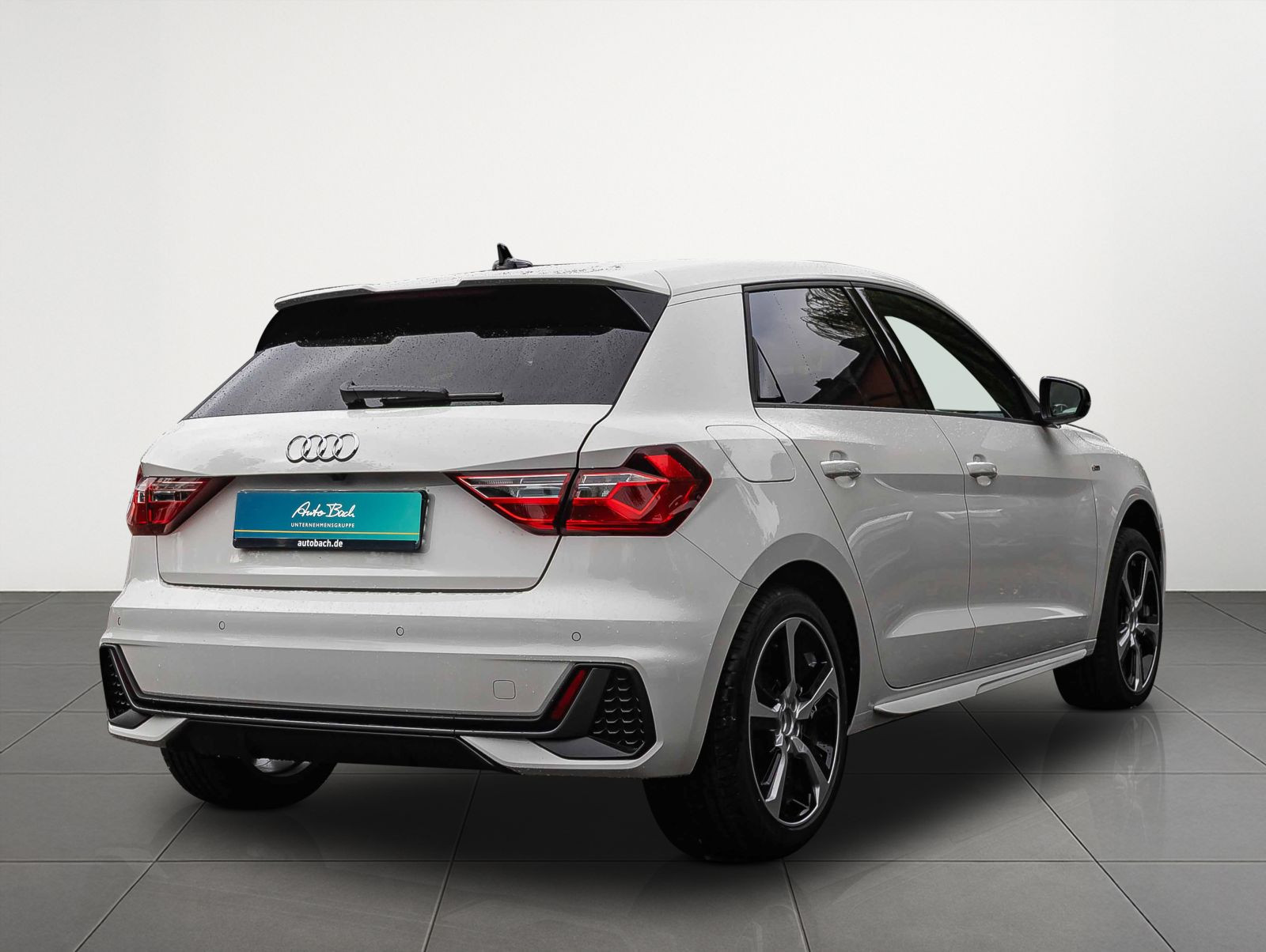 Audi A1 Sportback S line 25 TFSI 95PS S tronic PDC Dynamikpaket RFK  17"