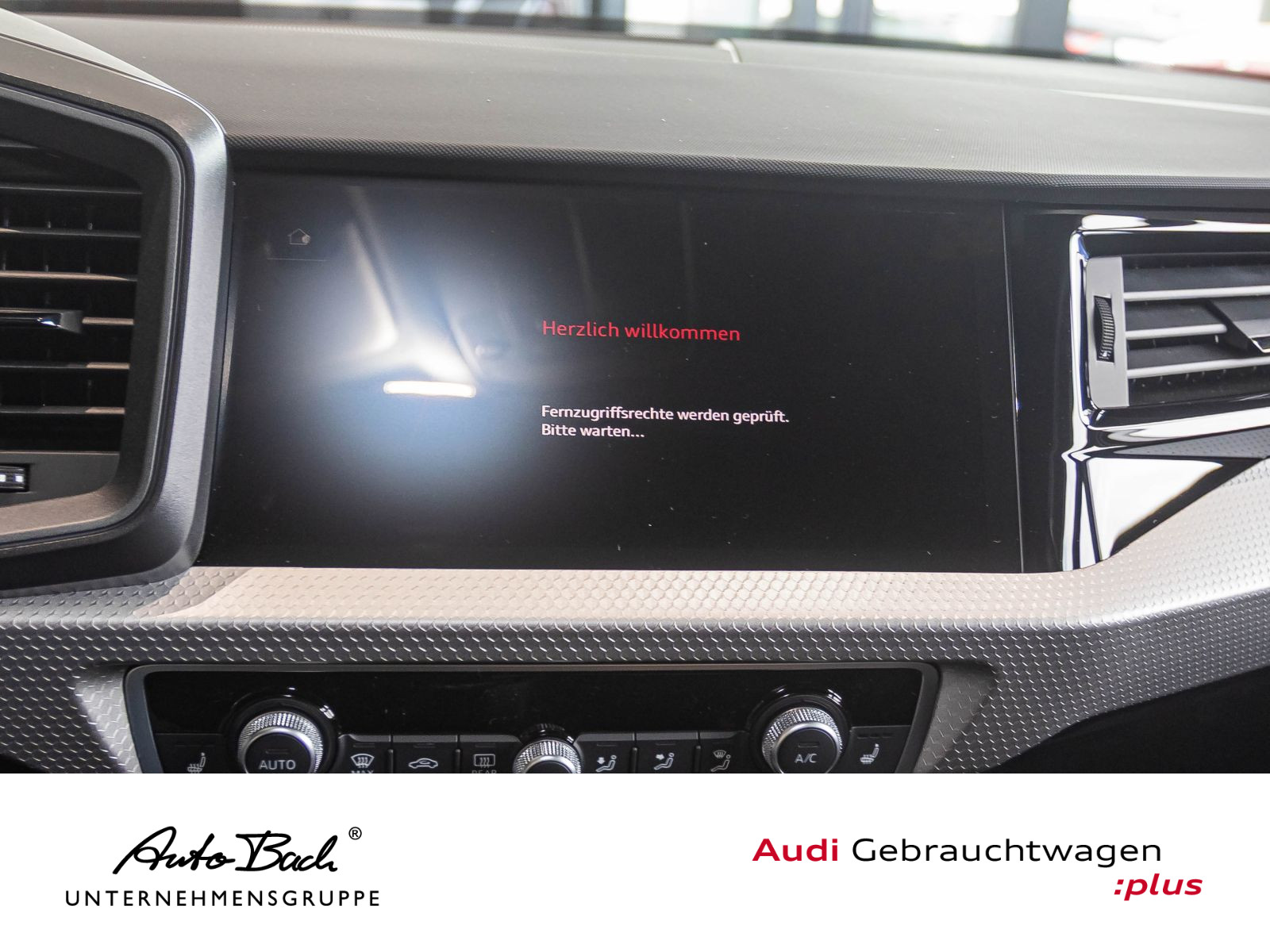 Audi A1 Sportback S line 30TFSI Stronic LED EPH DAB