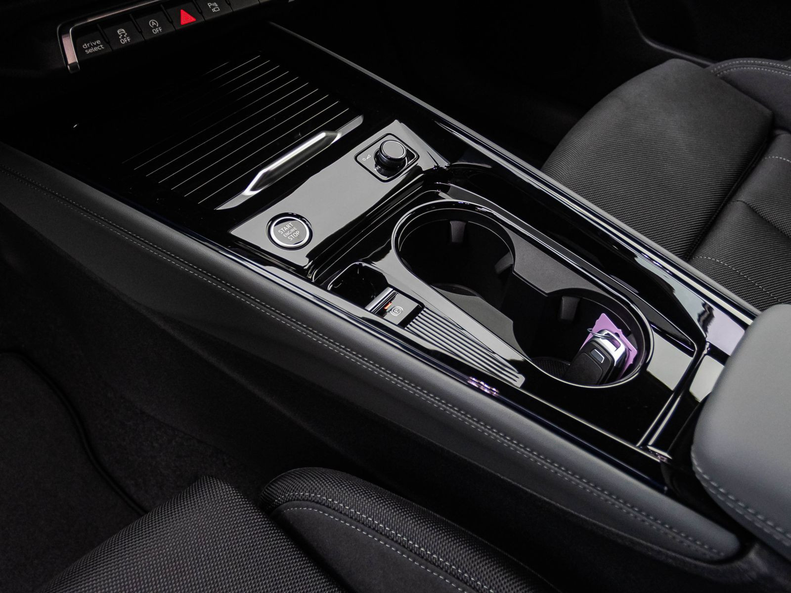 Audi Q3 SUV S-LINE  TFSI qu. 204PS AHK TECH-Plus S-Interieur