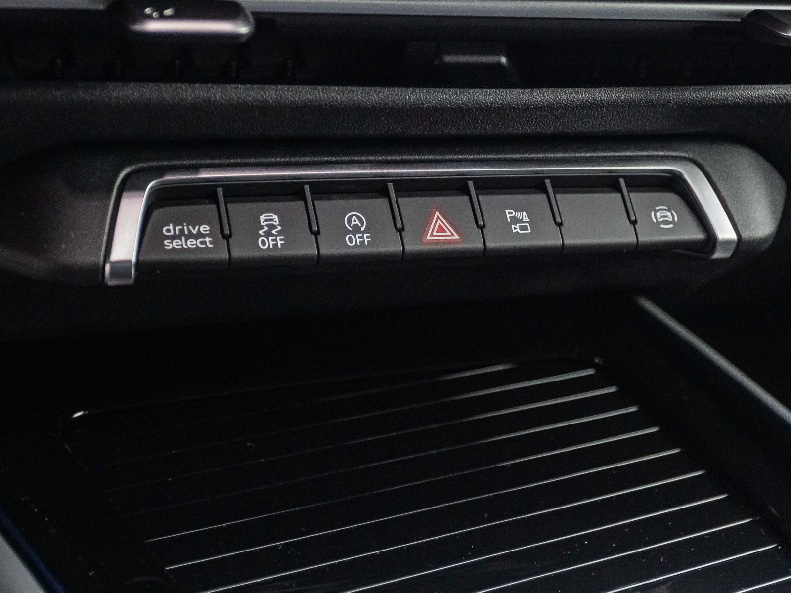 Audi Q3 SUV S-LINE  TFSI qu. 204PS AHK TECH-Plus S-Interieur