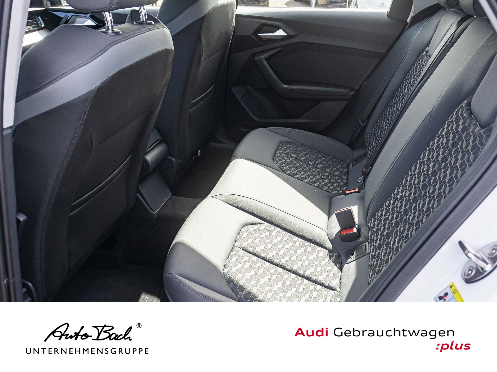Audi A1 Sportback Advanced 30TFSI LED virtual EPH DAB