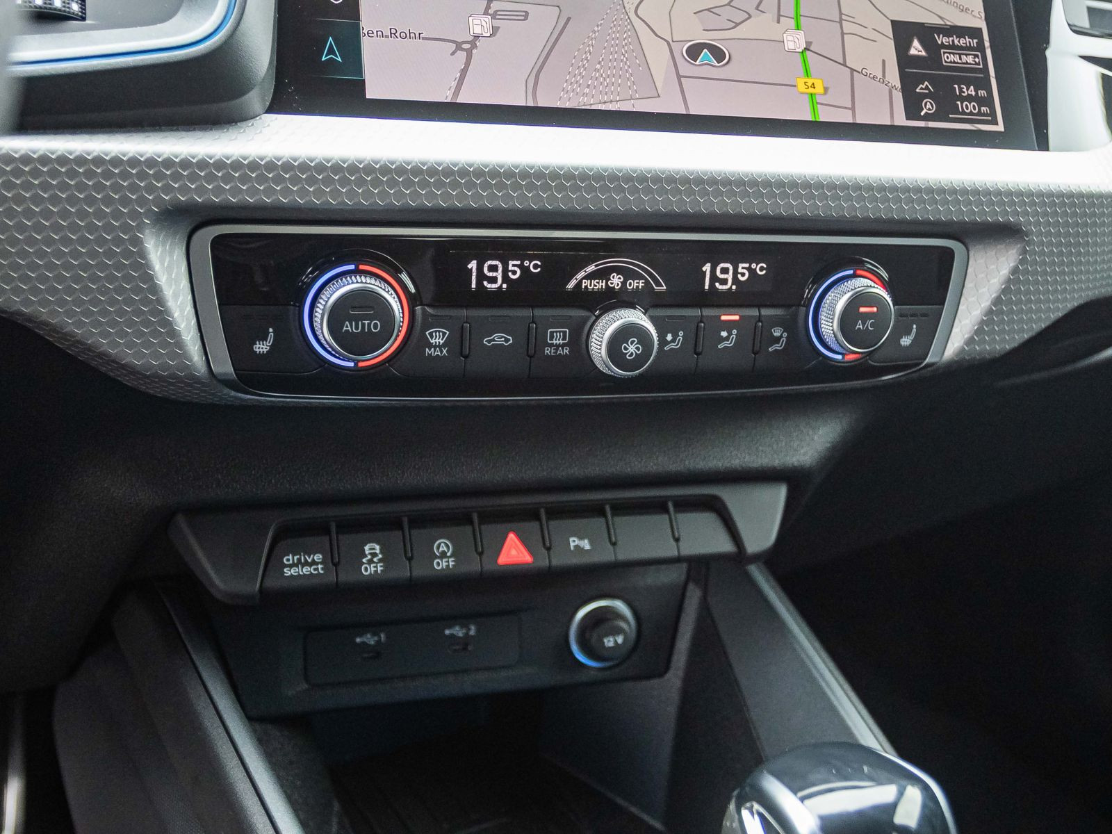 Audi A1 Sportback S line 40TFSI 207PS SONOS-3D NAVI