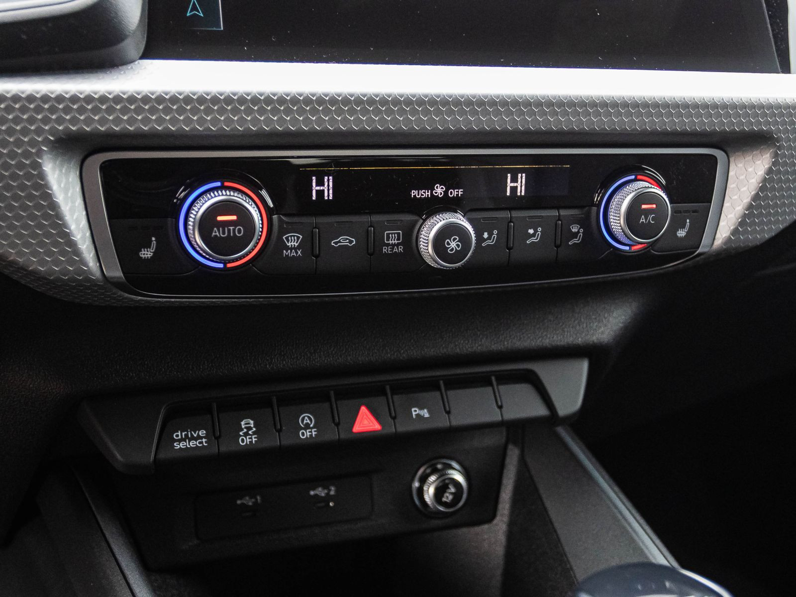 Audi A1 Sportback S line 30 TFSI 116PS S tronic virtual EPH-plus 18"  S-Line plus