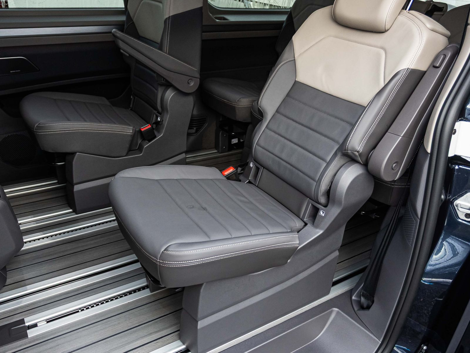 Volkswagen Multivan "ENERGY" 2.0l 150kW TSI | AHK | NAVI |LÜ