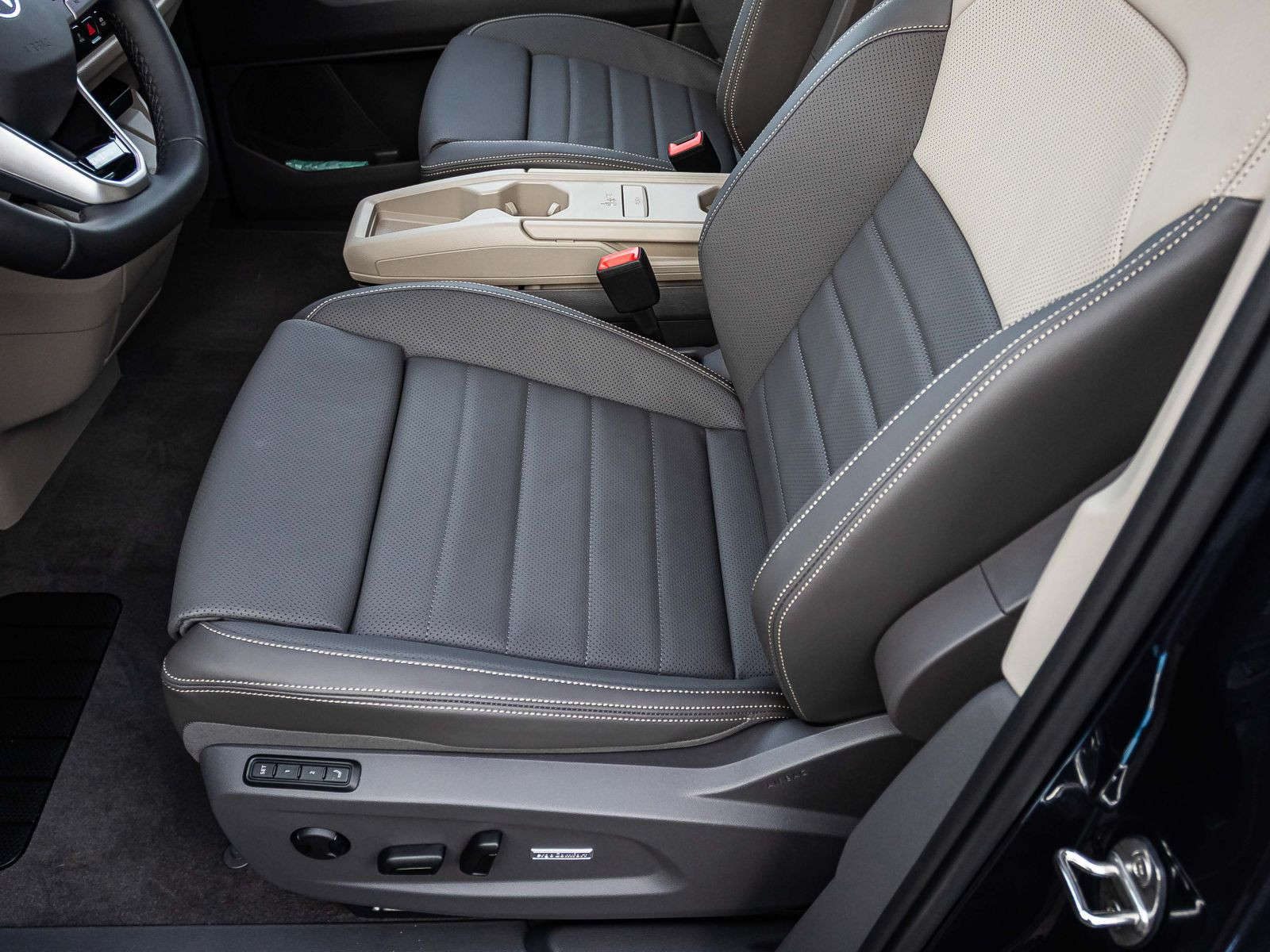 Volkswagen Multivan "ENERGY" 2.0l 150kW TSI | AHK | NAVI |LÜ