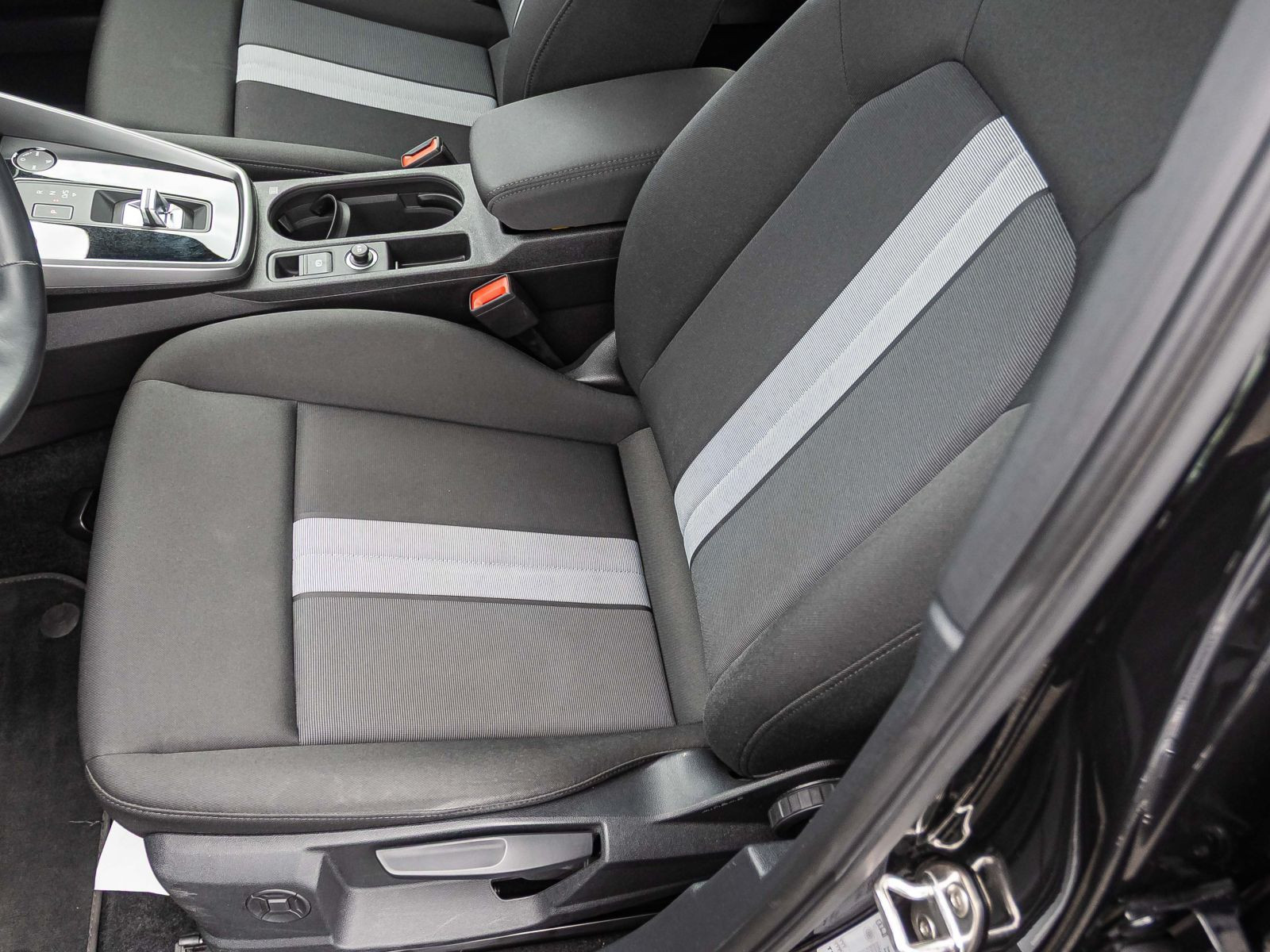 Audi A3 Limousine advanced 30TFSI Stronic Navi ACC