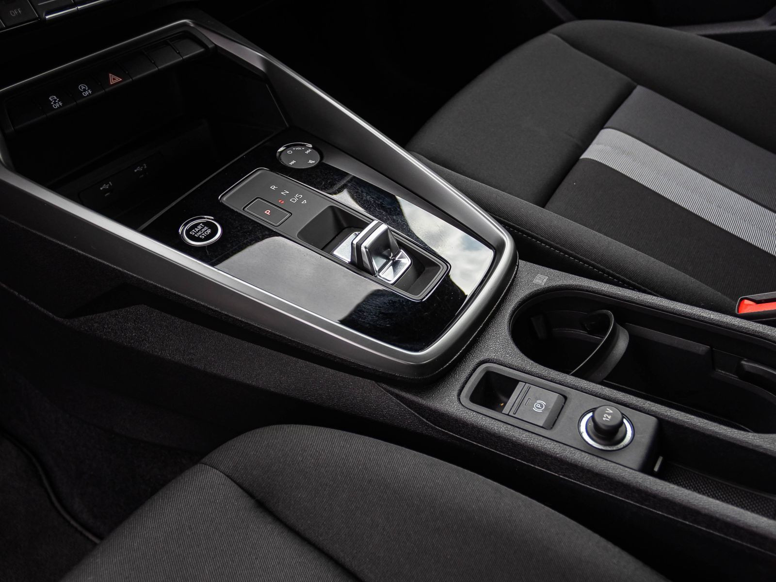 Audi A3 Limousine advanced 30TFSI Stronic Navi ACC