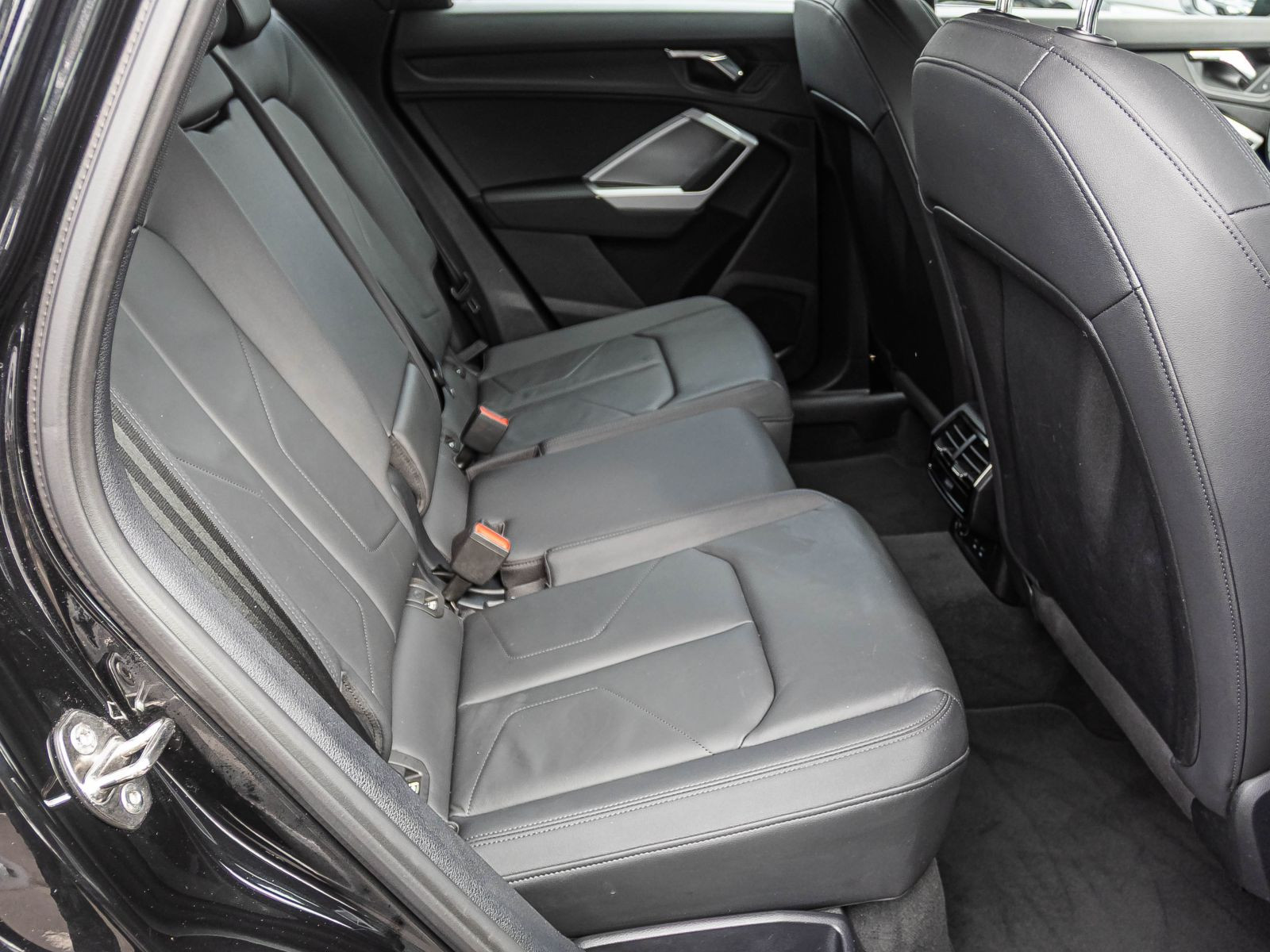 Audi Q3 advanced 35TDI qu. Stronic Navi GRA EPH