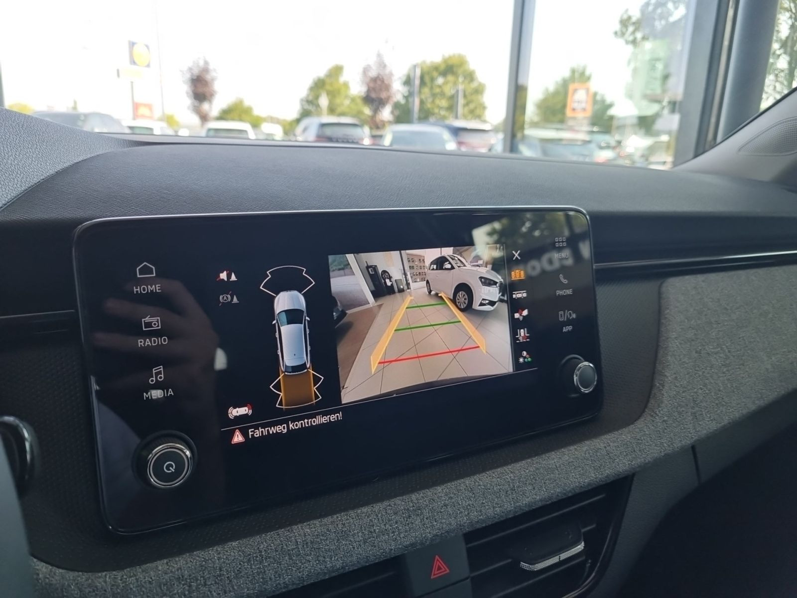 Skoda Scala Selection 1.0 TSI 85 kW 7-Gang-DSG