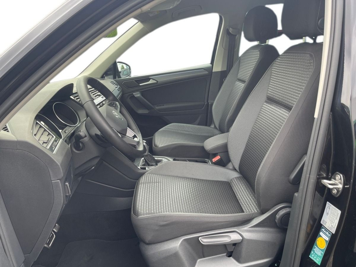 Volkswagen Tiguan 2.0 TDI Active DSG Navi LED ACC EPH AHK