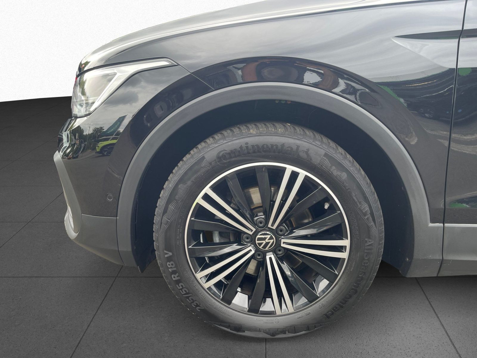 Volkswagen Tiguan 2.0 TDI Active DSG Navi LED ACC EPH AHK