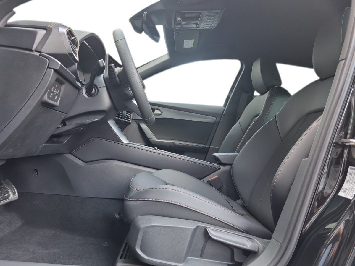 Cupra Formentor 1.5 eTSI DSG Navi LED CarPlay ACC RFK