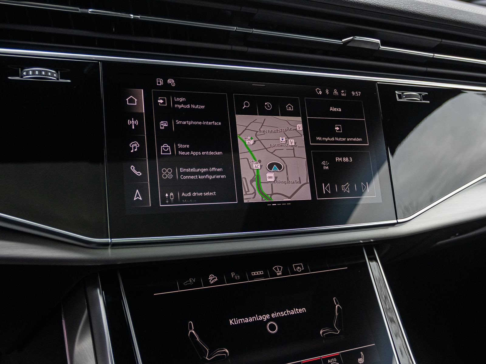 Audi Q8 SUV S-Line-Sport TFSI e quattro 290 kW  Pano AHK 22" B&O  HuD