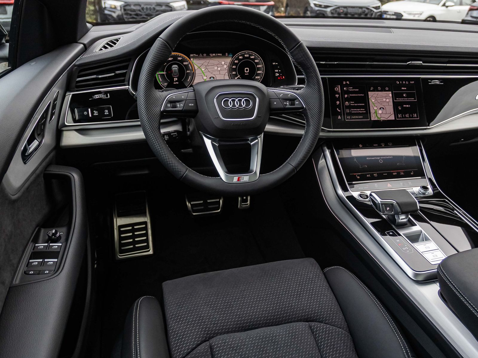 Audi Q8 SUV S-Line-Sport TFSI e quattro 290 kW  Pano AHK 22" B&O  HuD