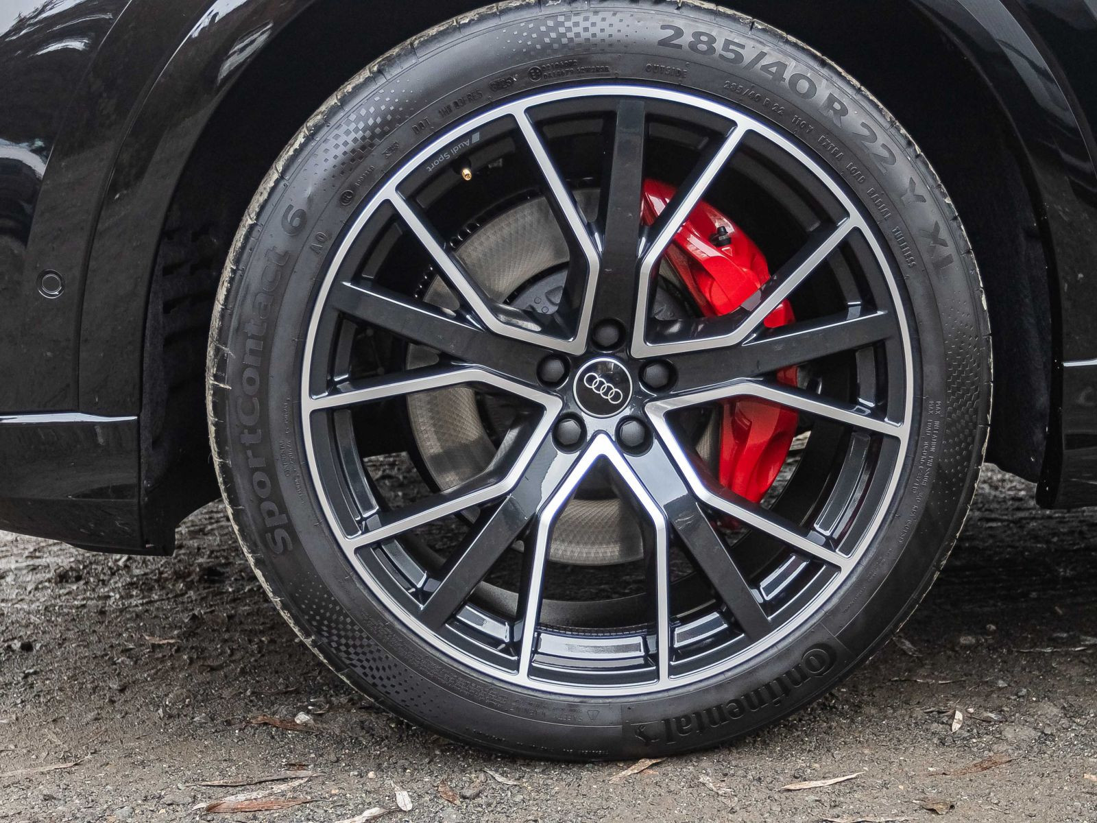 Audi Q8 SUV S-Line-Sport TFSI e quattro 290 kW  Pano AHK 22" B&O  HuD