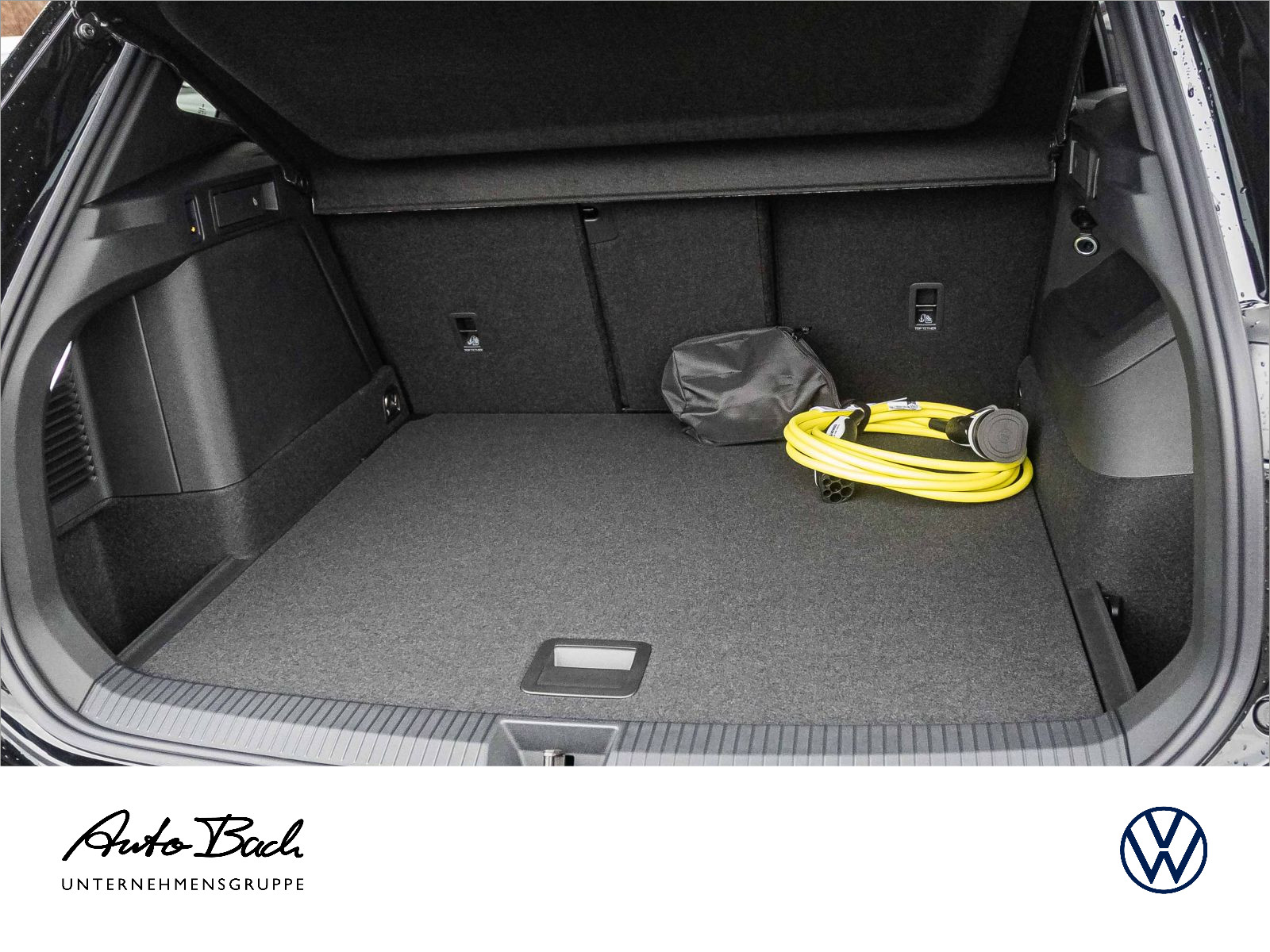 Volkswagen Tiguan R-Line 1,5 l eHybrid OPF 110 kW ( 150 PS) / 85 kW (115 PS) 6-Gang-Doppelku pplungsgetriebe DSG