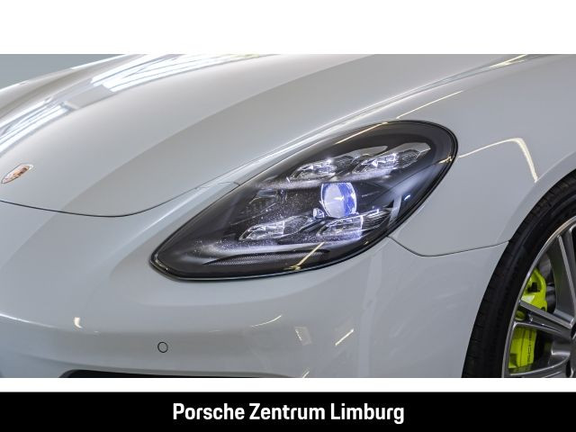 Porsche Panamera 4 E-Hybrid InnoDrive Head-Up Display