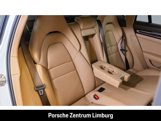 Porsche Panamera 4 E-Hybrid InnoDrive Head-Up Display