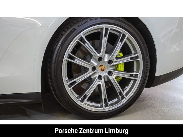 Porsche Panamera 4 E-Hybrid InnoDrive Head-Up Display