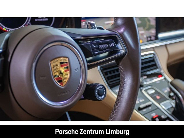 Porsche Panamera 4 E-Hybrid InnoDrive Head-Up Display