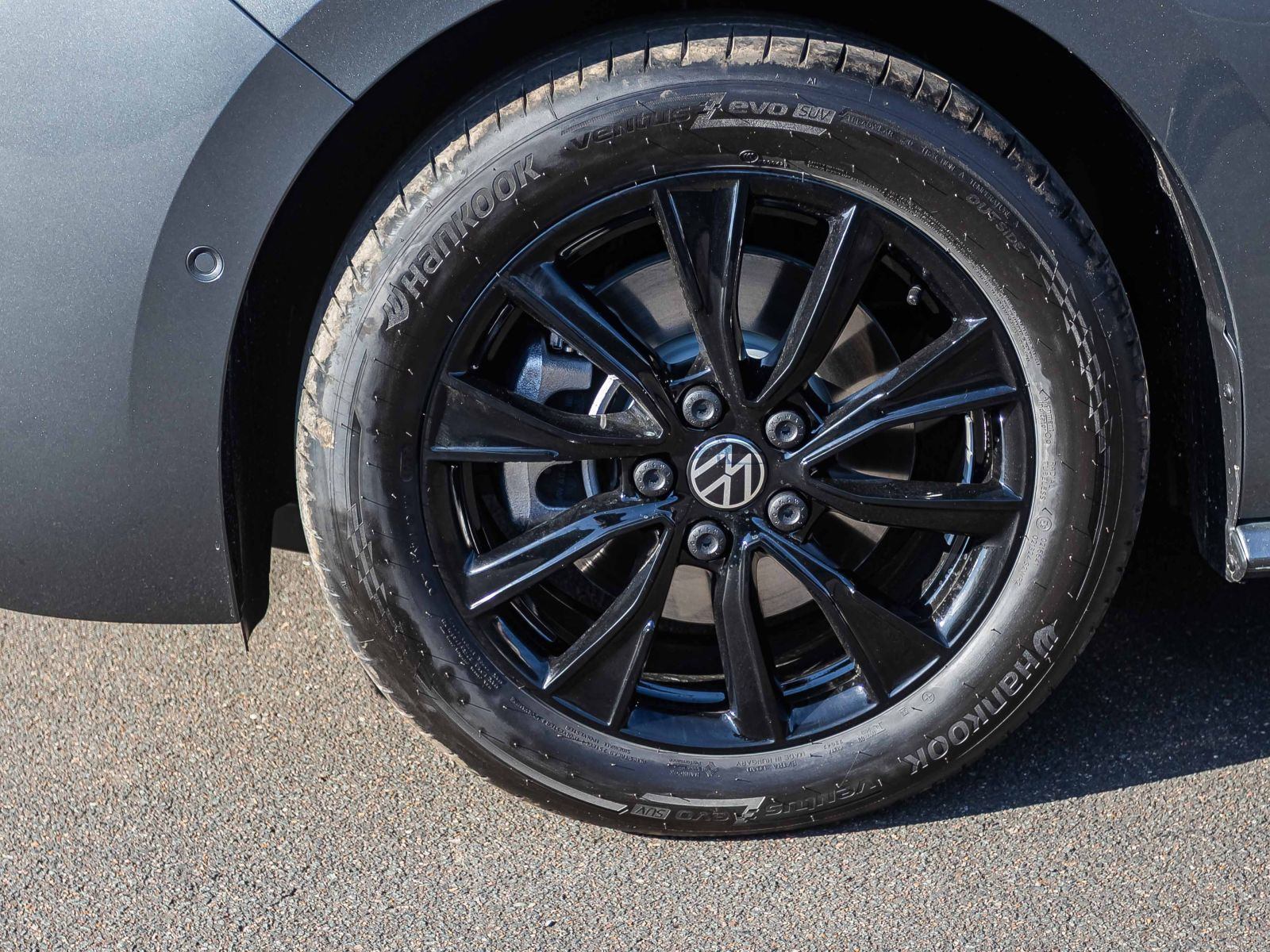 Volkswagen Multivan 2.0 TDI LÜ Edition DSG Navi LED Panorama ACC EPH AHK