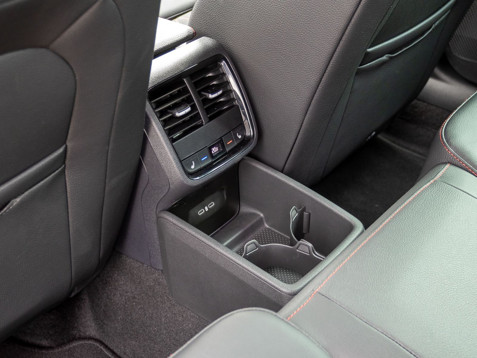 Skoda Octavia Combi RS 2.0TSI DSG Navi LED Panorama