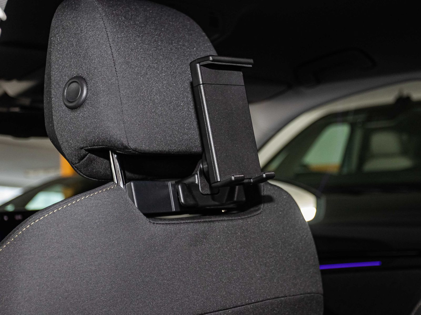 Skoda Kodiaq Selection 2,0 TDI DSG 4x4 ACC LED HuD