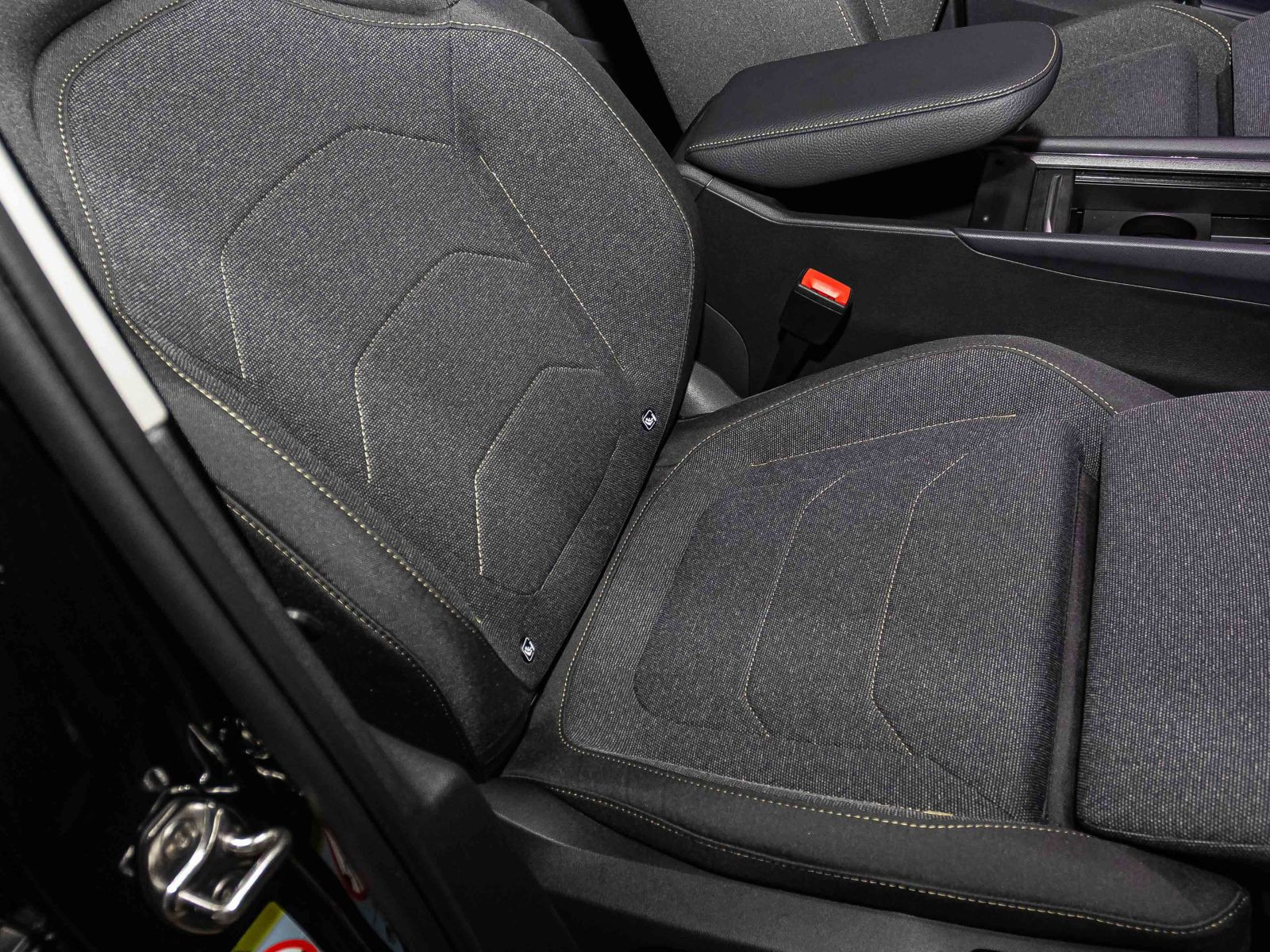 Skoda Kodiaq Selection 2,0 TDI DSG 4x4 ACC LED HuD