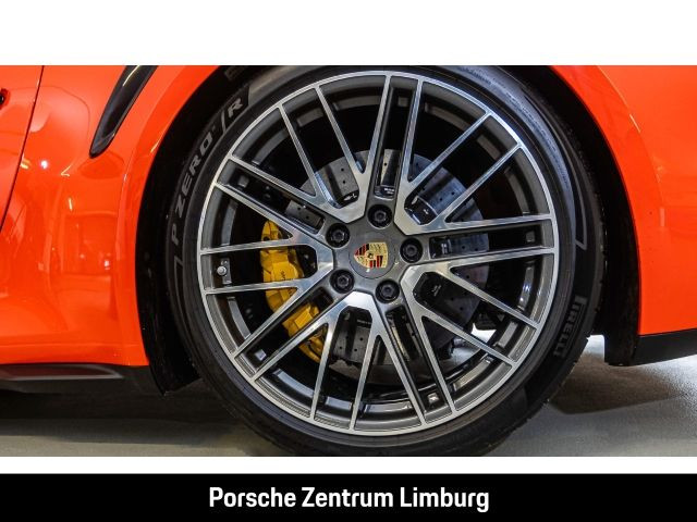 Porsche 992 911 Turbo S Burmester LiftsystemVA InnoDrive